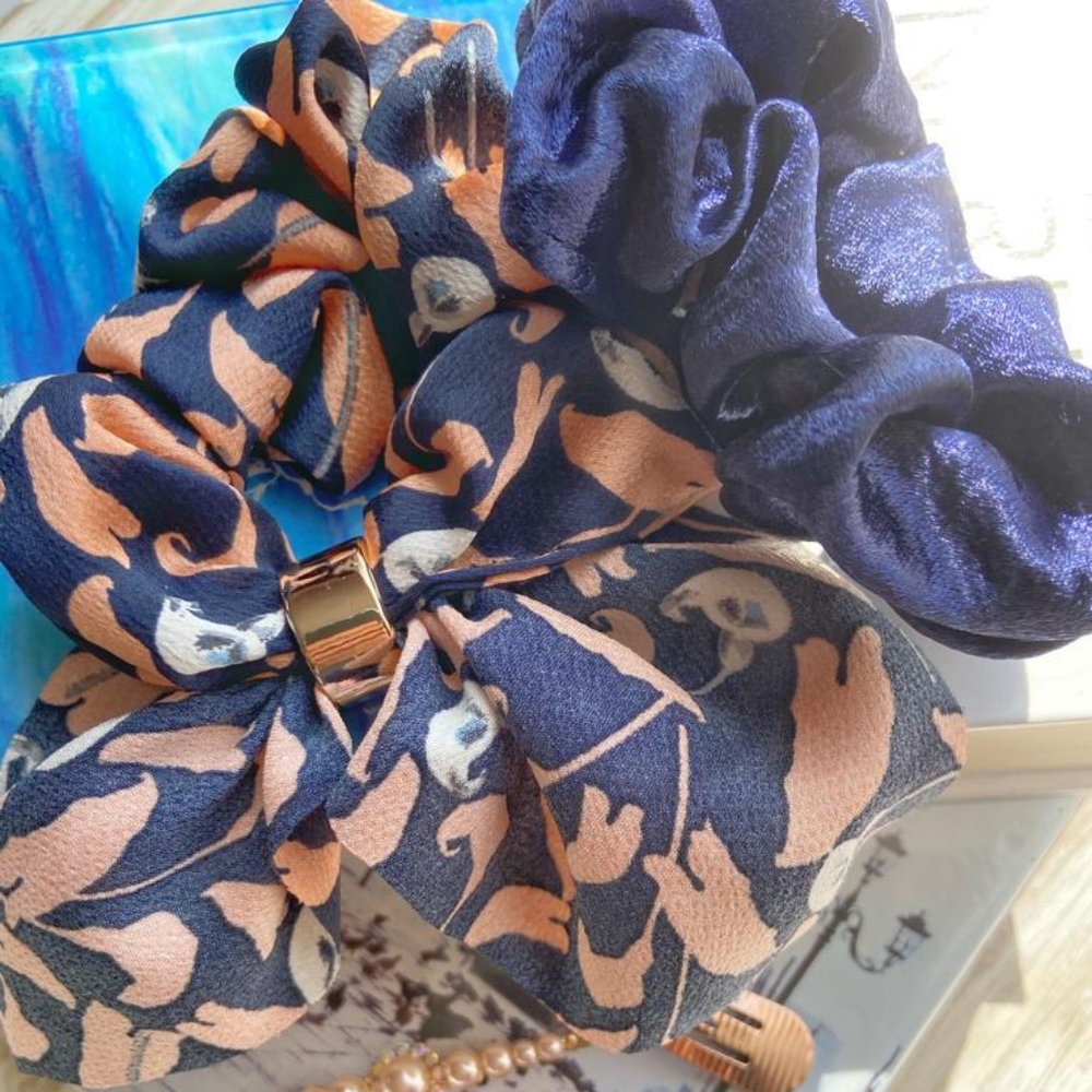 KNOT SCARF ROSE GOLD SCRUNCHY SET - Picture 2 of 3